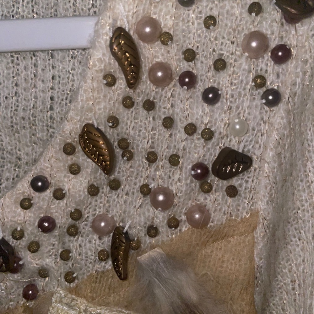 Sweater - Picture 2 of 4